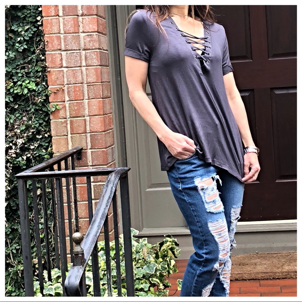✨LAST ONE ✨Boyfriend lace up loose fit top - Picture 4 of 7